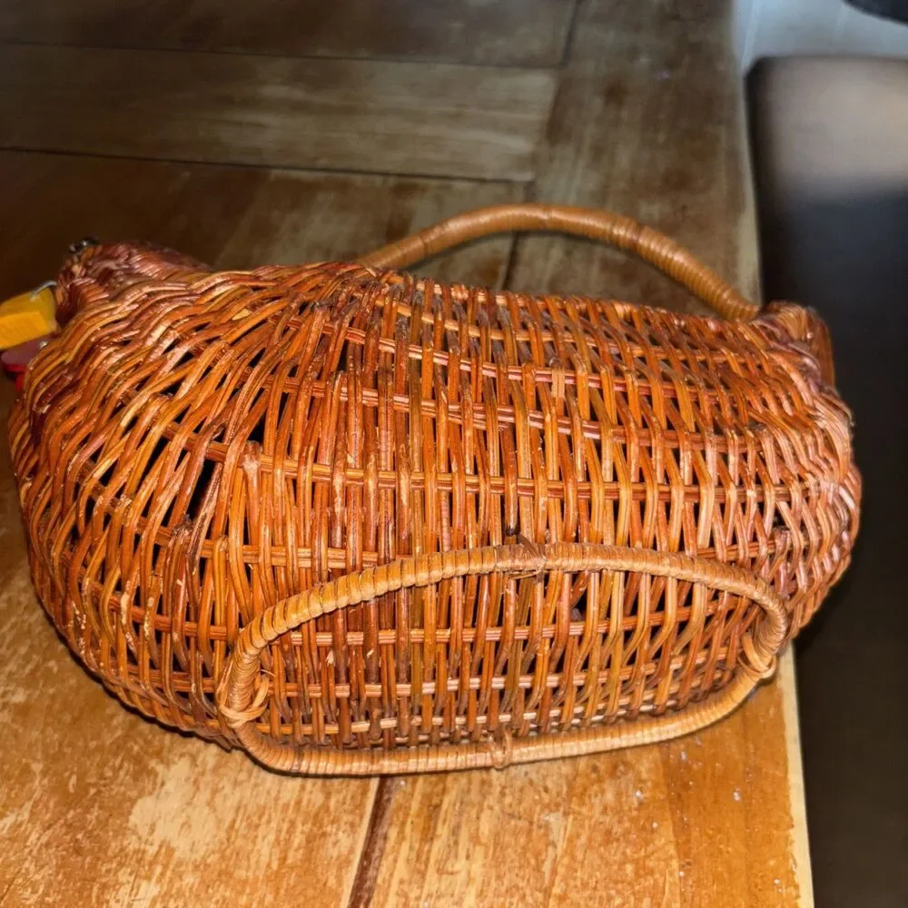 Woven Brown Wicker Wood Rooster Shaped Basket Egg Storage Farm House Cottagecore
